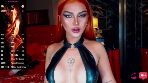 Snapshot of alluringnatalya chatting on November 2025 08:47:02 AM Natalya Fox online show from November 2025 08:47:02 AM