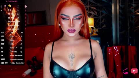 Snapshot of alluringnatalya chatting on November 2025 08:42:01 AM Natalya Fox online show from November 2025 08:42:01 AM