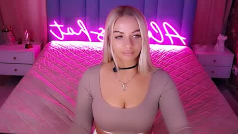 AlwaysHot online show from February 2026 02:10:01 AM