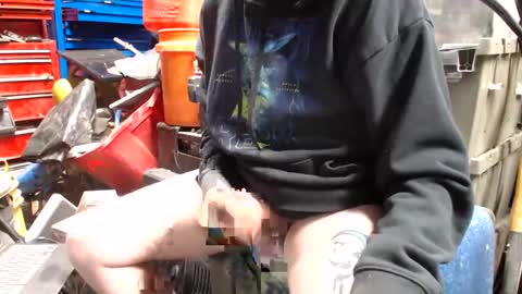 allwolf0323 online show from March 2026 07:45:01 AM