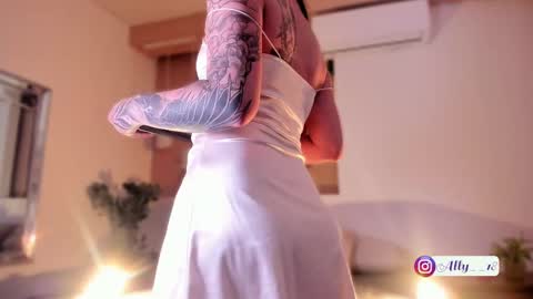 Ally  online show from September 2025 05:11:02 AM