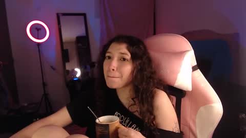 Snapshot of ally_donfort chatting on February 2025 11:34:01 PM Ally online show from February 2025 11:34:01 PM
