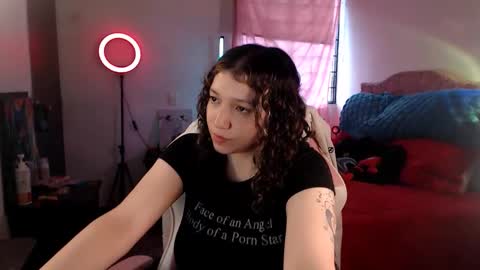 Snapshot of ally_donfort chatting on November 2025 08:53:01 PM Ally online show from November 2025 08:53:01 PM