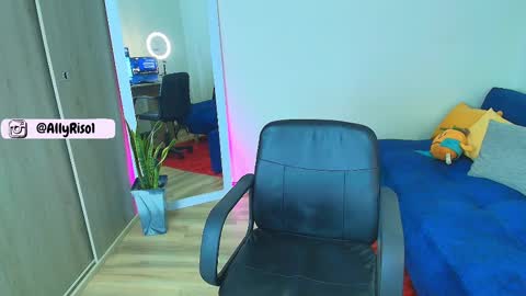 Snapshot of ally_riso chatting on March 2025 02:48:01 AM Ally help me reach 100 satisfaid online show from March 2025 02:48:01 AM