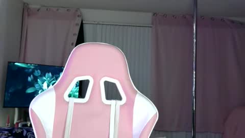 Ally Girl In Her Ally World online show from March 2026 08:26:33 AM