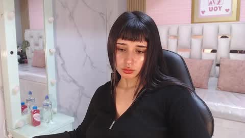 Allysa  online show from September 2025 08:22:02 PM