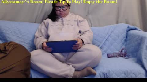 Allyssamay online show from February 2026 04:06:01 AM