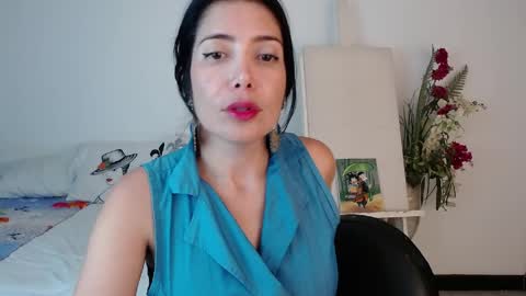 Snapshot of alma_art_ chatting on April 2026 03:26:01 AM alma_art_ online show from April 2026 03:26:01 AM