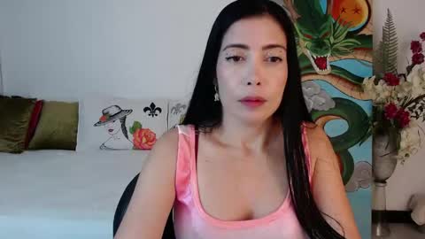 Snapshot of alma_art_ chatting on May 2026 09:01:01 PM alma_art_ online show from May 2026 09:01:01 PM