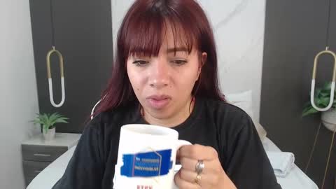 Snapshot of alma_fenix chatting on January 2025 12:13:02 PM ALMA FENIX online show from January 2025 12:13:02 PM