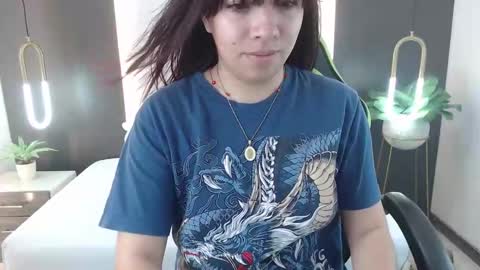 Snapshot of alma_fenix chatting on January 2025 12:10:01 PM ALMA FENIX online show from January 2025 12:10:01 PM