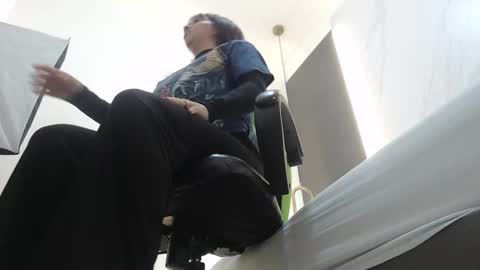 Snapshot of alma_fenix chatting on February 2025 12:12:01 PM ALMA FENIX online show from February 2025 12:12:01 PM