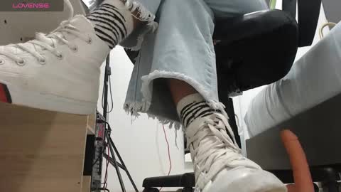 Snapshot of alma_fenix chatting on February 2025 01:44:01 PM ALMA FENIX online show from February 2025 01:44:01 PM