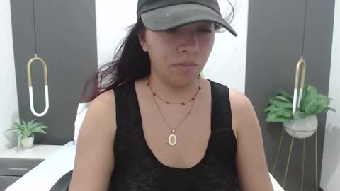 Snapshot of alma_fenix chatting on February 2025 12:03:02 PM ALMA FENIX online show from February 2025 12:03:02 PM