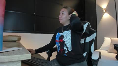 Snapshot of alma_fenix chatting on October 2025 12:38:01 PM ALMA FENIX online show from October 2025 12:38:01 PM