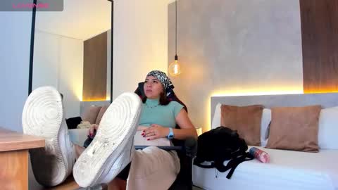 Snapshot of alma_fenix chatting on October 2025 12:23:02 PM ALMA FENIX online show from October 2025 12:23:02 PM