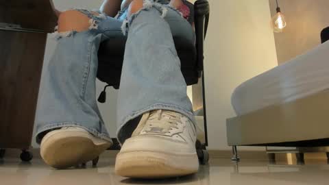 Snapshot of alma_fenix chatting on November 2025 12:26:01 PM ALMA FENIX online show from November 2025 12:26:01 PM