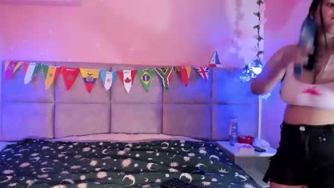alma_rivers online show from June 2026 02:01:02 PM