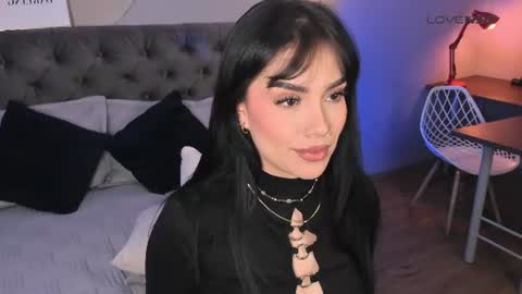 Mia online show from July 2026 04:27:01 PM