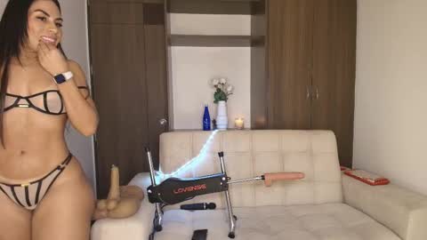 Snapshot of almacastillo2 chatting on February 2026 02:19:02 AM Alma Castillo online show from February 2026 02:19:02 AM