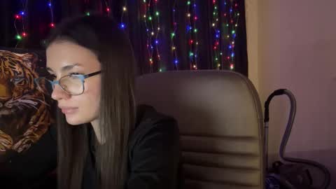 Sofia online show from February 2026 09:18:02 PM