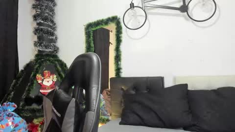 Santy online show from January 2026 07:48:01 PM