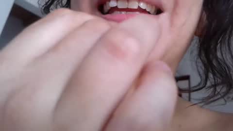 almondwithlove online show from February 2026 05:52:01 PM