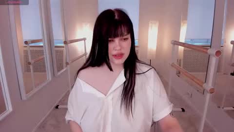 Snapshot of almost_awake chatting on October 2025 05:15:01 AM Olivia online show from October 2025 05:15:01 AM