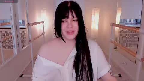 Snapshot of almost_awake chatting on October 2025 05:49:02 AM Olivia online show from October 2025 05:49:02 AM