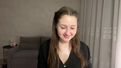 Snapshot of almostinnocent_ chatting on November 2025 12:00:01 AM Anna online show from November 2025 12:00:01 AM