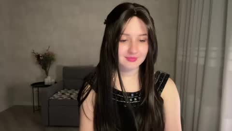 Anna online show from May 2026 07:04:01 PM