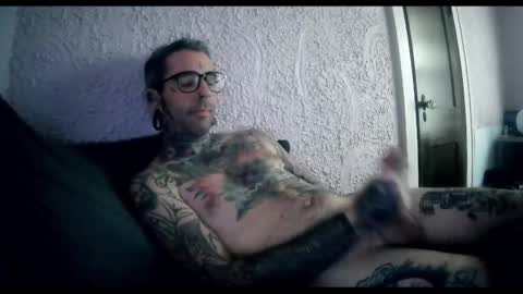 Aloe online show from November 2025 06:56:02 PM