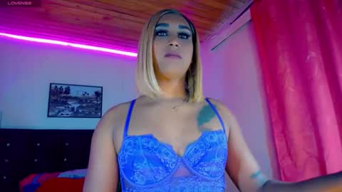 alondragill_ online show from April 2026 02:03:02 AM