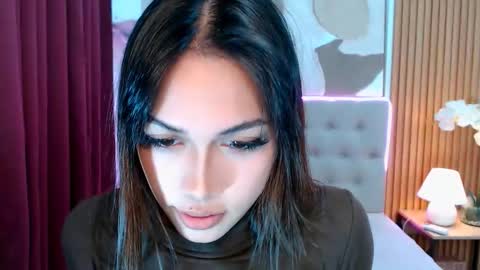 Snapshot of alondrasvenom69 chatting on March 2026 02:04:01 AM Alondra online show from March 2026 02:04:01 AM