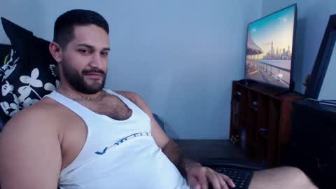Snapshot of alonxoo chatting on January 2025 10:39:01 PM alonxoo online show from January 2025 10:39:01 PM