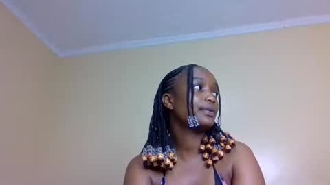 Elly online show from November 2025 12:33:01 PM