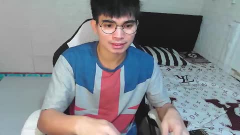 Angelo online show from December 2025 05:25:01 AM