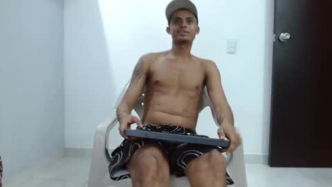 Snapshot of alpha_smit chatting on February 2025 02:08:02 AM alpha smit online show from February 2025 02:08:02 AM