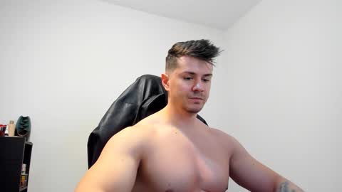 Snapshot of alphagodleatherking92 chatting on January 2025 07:53:01 AM LeatherMaster online show from January 2025 07:53:01 AM