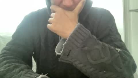 Snapshot of alphandre chatting on February 2025 07:29:01 AM AlphAndre online show from February 2025 07:29:01 AM