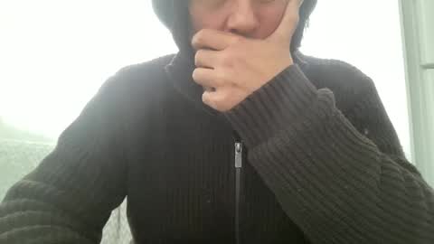 Snapshot of alphandre chatting on February 2025 09:33:01 AM AlphAndre online show from February 2025 09:33:01 AM