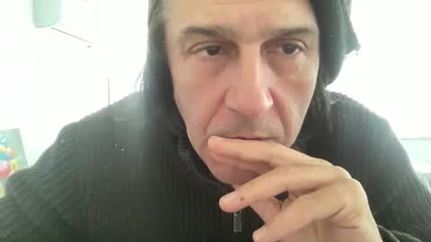 Snapshot of alphandre chatting on February 2025 09:22:01 AM AlphAndre online show from February 2025 09:22:01 AM