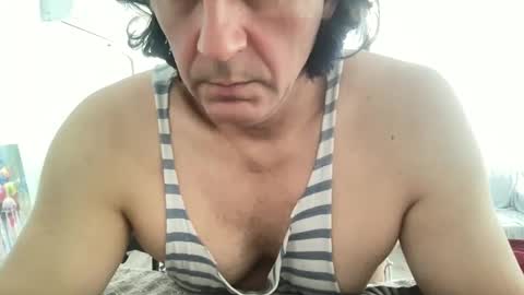 Snapshot of alphandre chatting on March 2025 11:29:01 AM AlphAndre online show from March 2025 11:29:01 AM