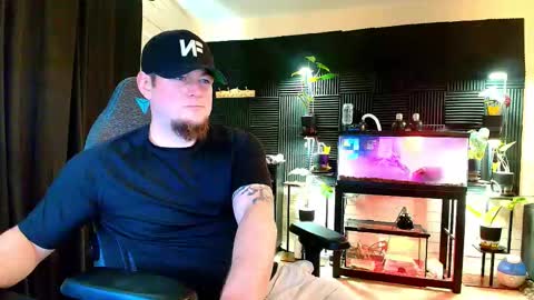 Snapshot of alphanuts101 chatting on November 2025 06:39:01 PM Ryno online show from November 2025 06:39:01 PM