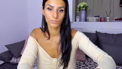 Snapshot of alphaqueenx chatting on September 2025 09:16:02 PM Michelle online show from September 2025 09:16:02 PM