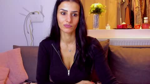 Snapshot of alphaqueenx chatting on February 2026 11:13:01 PM Michelle online show from February 2026 11:13:01 PM