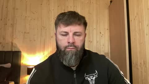 Snapshot of alphasparks chatting on March 2026 04:18:02 AM Jhonny online show from March 2026 04:18:02 AM