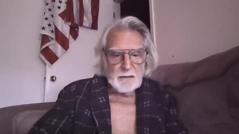 AlphaUniform online show from May 2026 02:44:02 PM