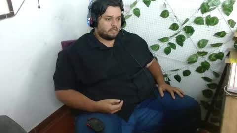 Jhosep online show from October 2025 01:53:02 PM