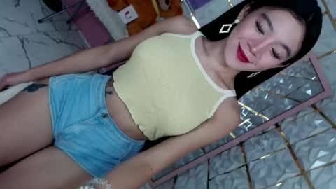 Chloe- DONT FORGET TO FOLLOW MElets getting to know each other and make some love and fun online show from June 2026 12:02:04 AM